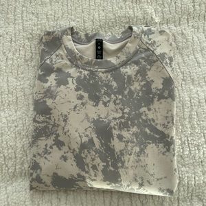 Men’s Lululemon Crewneck